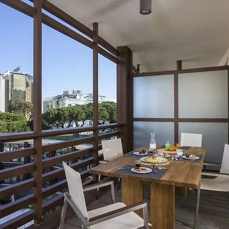 Embassy Apartamento 4*
