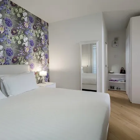 Embassy Apartamento 4*