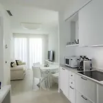 Embassy 4*